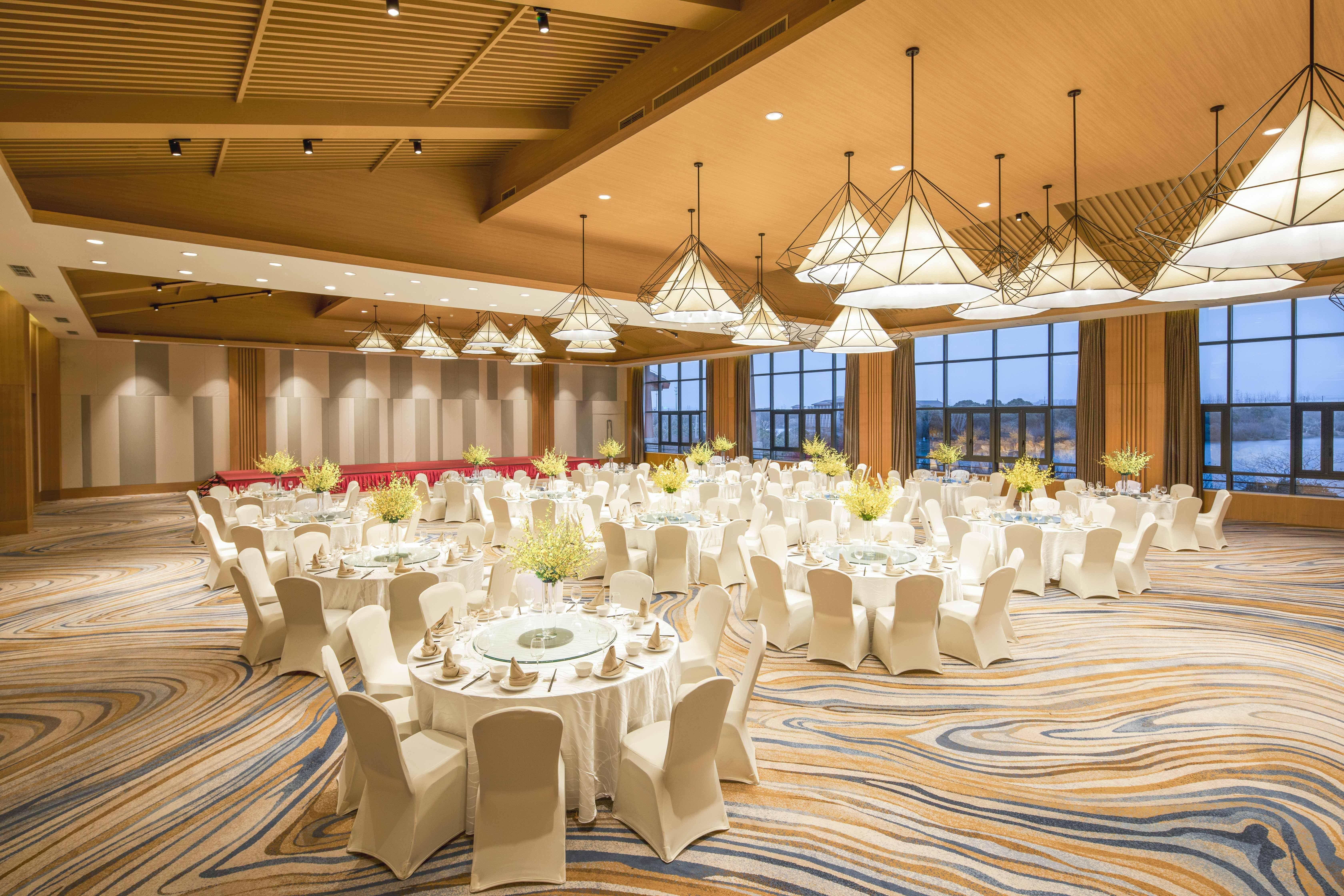 Holiday Inn Kunshan Huaqiao By Ihg Exterior photo