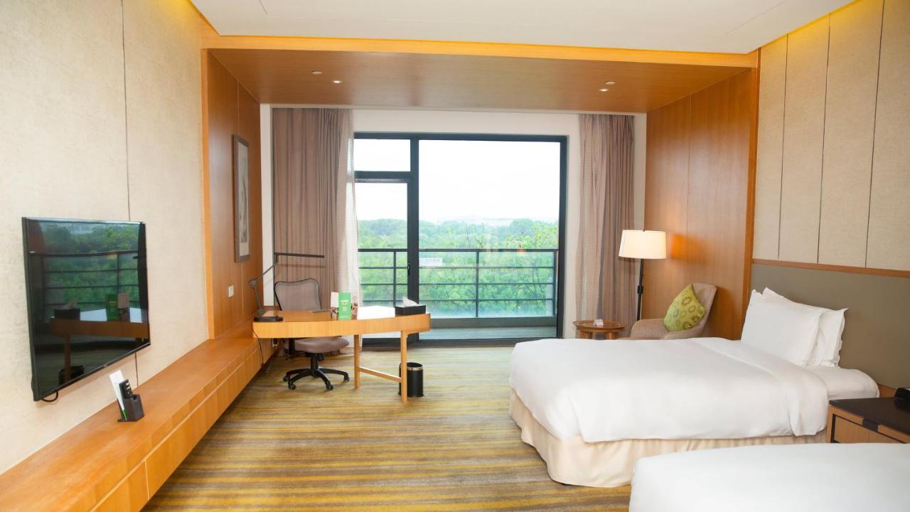 Holiday Inn Kunshan Huaqiao By Ihg Exterior photo