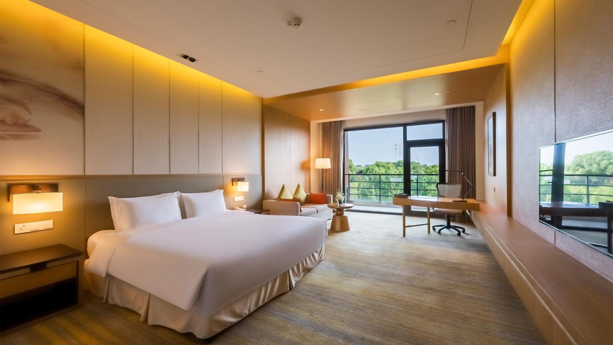 Holiday Inn Kunshan Huaqiao By Ihg Exterior photo